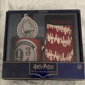 Harry Potter Red and White Mug, Socks, and Door Hanger Set